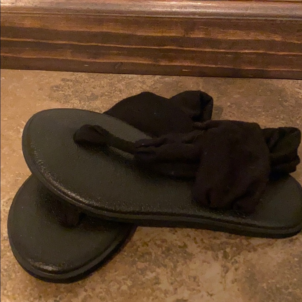 Kids sandals
